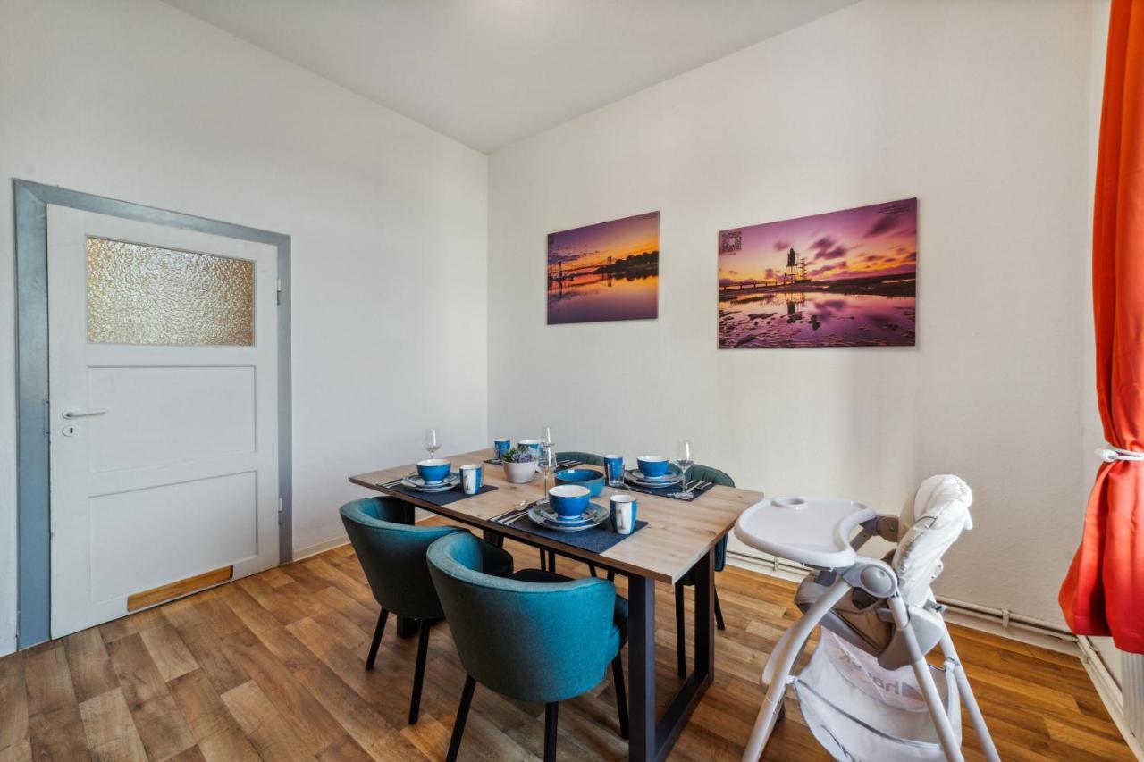 Infinity Stay: Bis Zu 4 Personen Zentrum Wassernah Netflix Wilhelmshaven Bagian luar foto