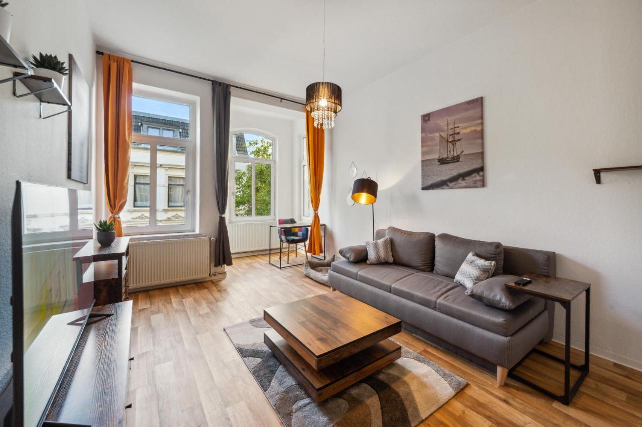 Infinity Stay: Bis Zu 4 Personen Zentrum Wassernah Netflix Wilhelmshaven Bagian luar foto